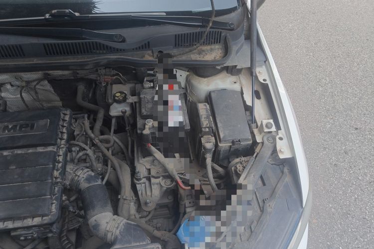 Used Volkswagen Golf Sportsvan 2018 1.6L Automatic Comfort Model Engine Bay Left