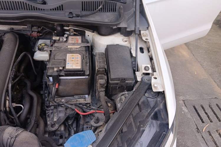 Used Volkswagen Golf Sportsvan 2018 280TSI Automatic Luxury Model Engine Bay Left