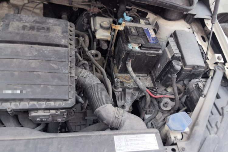 Used Volkswagen Golf Sportsvan 2018 1.6L Automatic Comfort Model Engine Bay Left