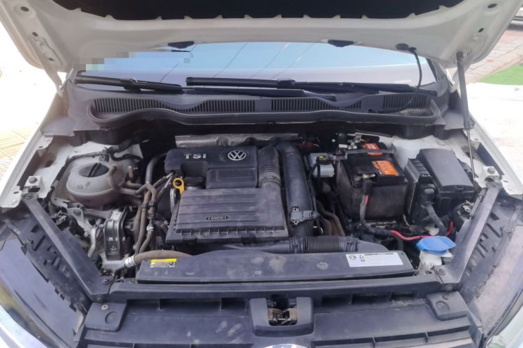 Used Volkswagen Golf Sportsvan 2018 230TSI Automatic Trend Edition Engine Bay