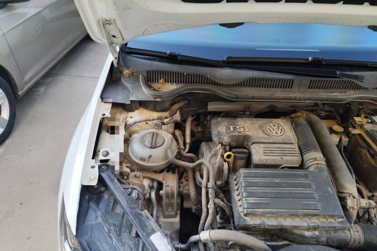 Used Volkswagen Golf Sportsvan 2018 230TSI Automatic Trend Edition Engine Bay Right