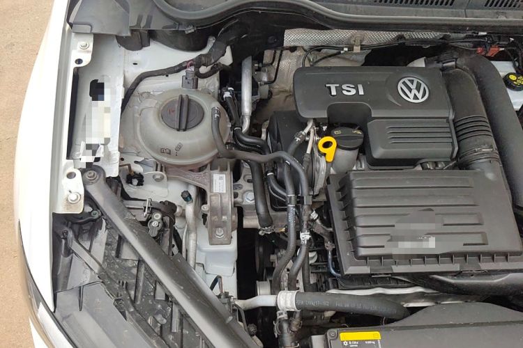 Used Volkswagen Golf Sportsvan 2018 230TSI Automatic Luxury Model Engine Bay Right