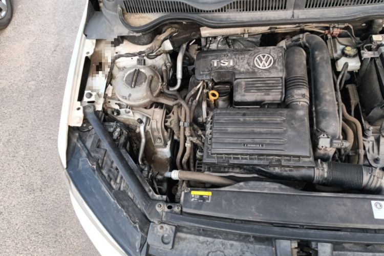 Used Volkswagen Golf Sportsvan 2018 230TSI Automatic Trend Edition Engine Bay Right
