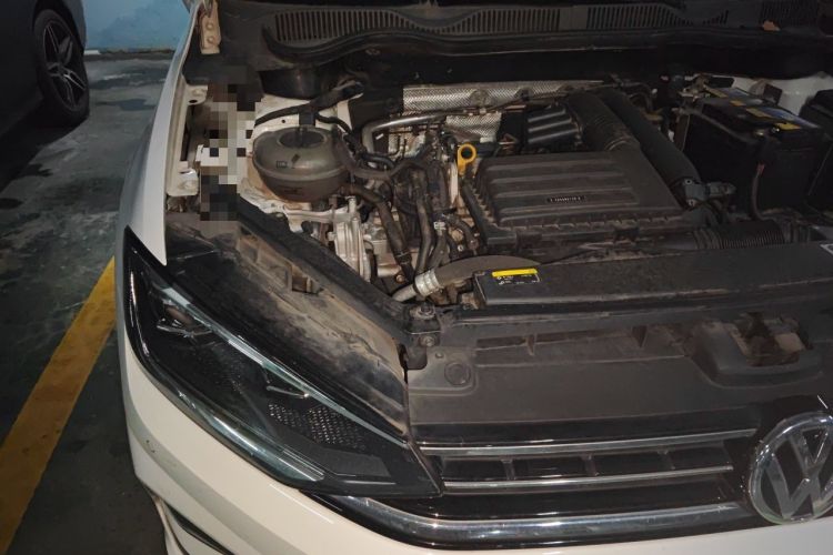 Used Volkswagen Golf Sportsvan 2018 280TSI Automatic Flagship Model Engine Bay Right