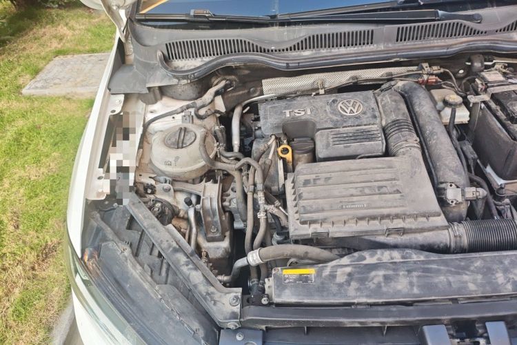 Used Volkswagen Golf Sportsvan 2018 280TSI Automatic Luxury Model Engine Bay Right
