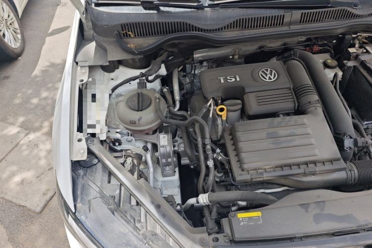 Used Volkswagen Golf Sportsvan 2018 230TSI Automatic Luxury Model Engine Bay Right