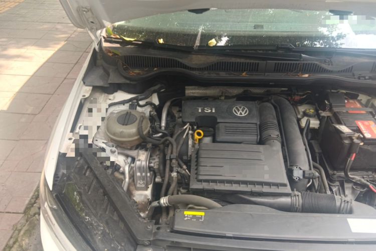 Used Volkswagen Golf Sportsvan 2018 230TSI Automatic Trend Edition Engine Bay Right