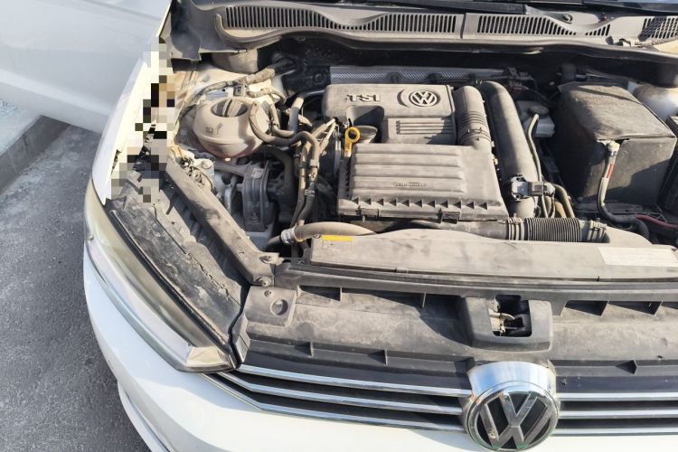 Used Volkswagen Golf Sportsvan 2018 230TSI Automatic Trend Edition Engine Bay Right