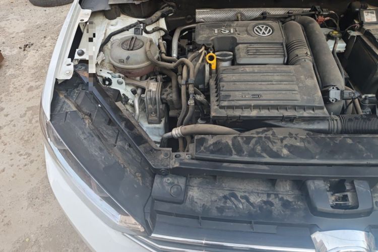 Used Volkswagen Golf Sportsvan 2018 230TSI Automatic Luxury Model Engine Bay Right