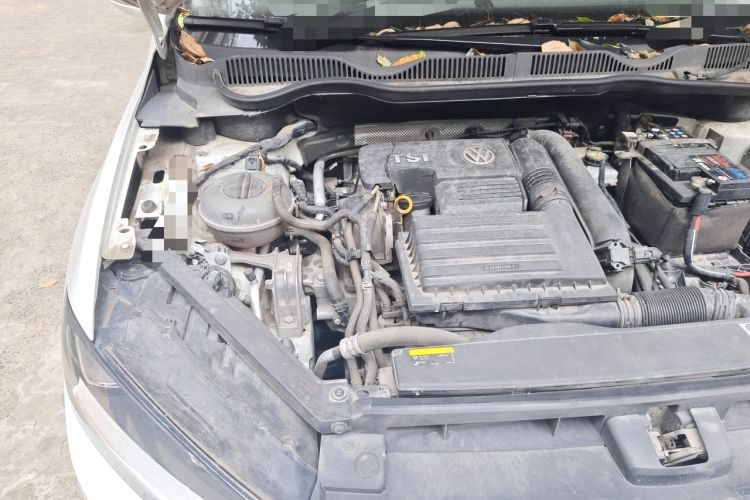 Used Volkswagen Golf Sportsvan 2018 230TSI Automatic Trend Edition Engine Bay Right