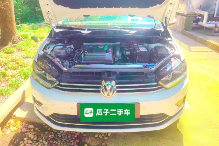 Used Volkswagen Golf Sportsvan 2018 230TSI Automatic Trend Edition Engine Bay