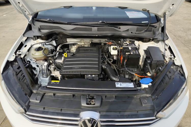 Used Volkswagen Golf Sportsvan 2018 1.6L Automatic Comfort Model Engine Bay