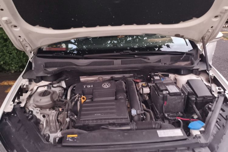 Used Volkswagen Golf Sportsvan 2018 230TSI Automatic Luxury Model Engine Bay