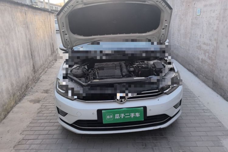 Used Volkswagen Golf Sportsvan 2018 230TSI Automatic Trend Edition Engine Bay