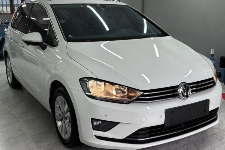 Used Volkswagen Golf Sportsvan 2018 230TSI Automatic Trend Edition Exterior 2