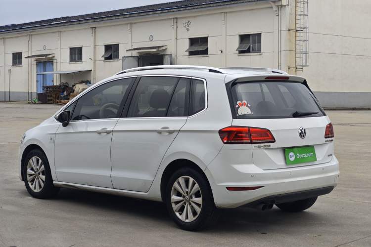 Used Volkswagen Golf Sportsvan 2018 230TSI Automatic Trend Edition Exterior 4