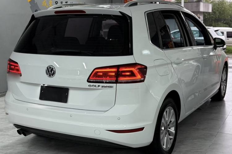 Used Volkswagen Golf Sportsvan 2018 230TSI Automatic Trend Edition Exterior 4