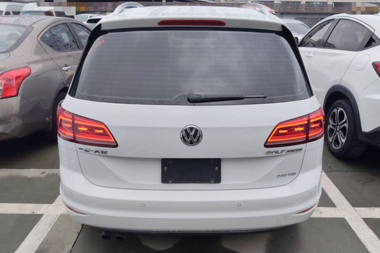Used Volkswagen Golf Sportsvan 2018 230TSI Automatic Luxury Model Exterior 4