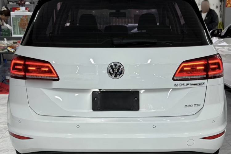 Used Volkswagen Golf Sportsvan 2018 230TSI Automatic Trend Edition Exterior 5