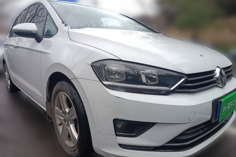 Used Volkswagen Golf Sportsvan 2018 1.6L Automatic Comfort Model Front Right 45 Deg
