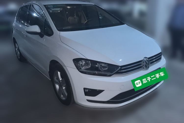 Used Volkswagen Golf Sportsvan 2018 1.6L Automatic Comfort Model Front Right 45 Deg