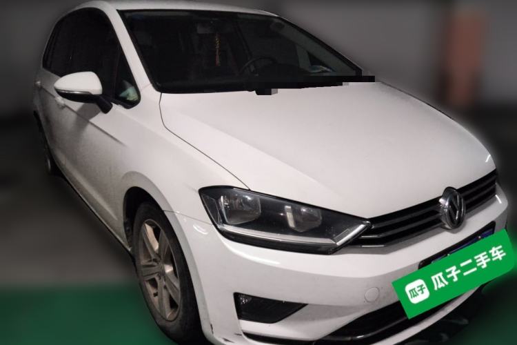 Used Volkswagen Golf Sportsvan 2018 1.6L Automatic Comfort Model Front Right 45 Deg