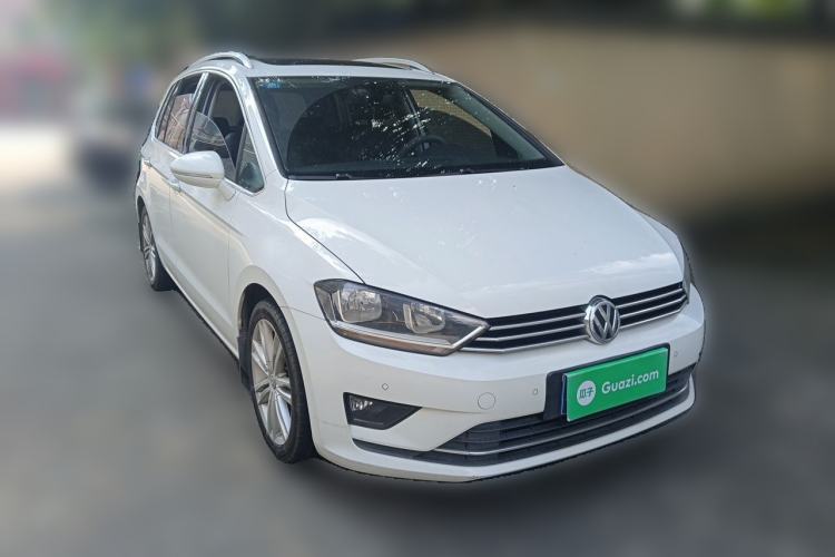 Used Volkswagen Golf Sportsvan 2018 280TSI Automatic Luxury Model Front Right 45 Deg