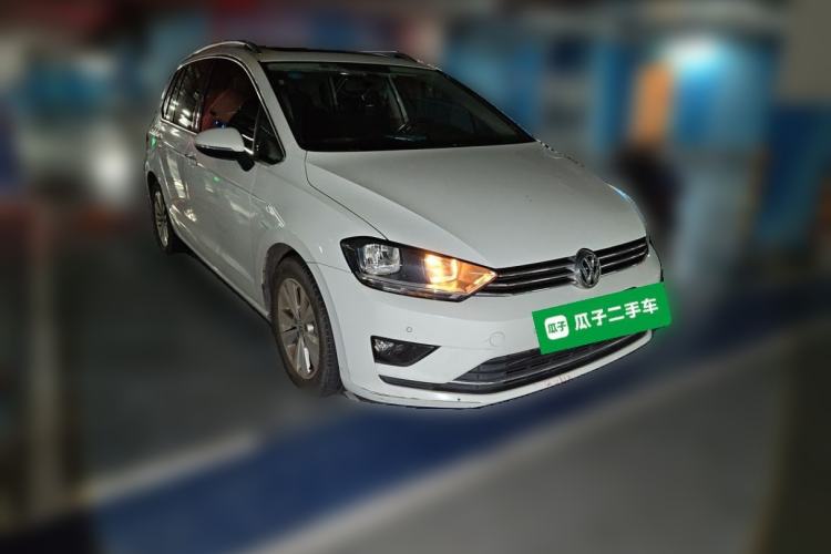 Used Volkswagen Golf Sportsvan 2018 230TSI Automatic Trend Edition Front Right 45 Deg