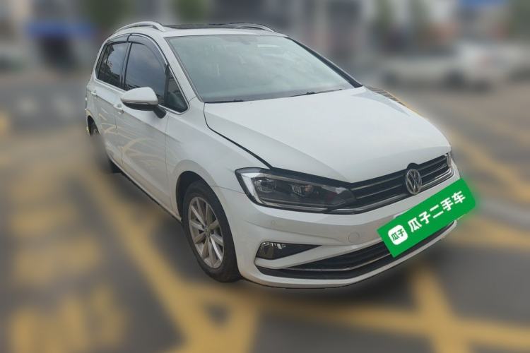 Used Volkswagen Golf Sportsvan 2018 230TSI Automatic Trend Edition Front Right 45 Deg