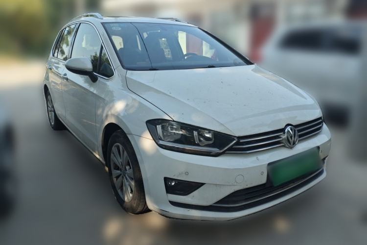Used Volkswagen Golf Sportsvan 2018 230TSI Automatic Trend Edition Front Right 45 Deg