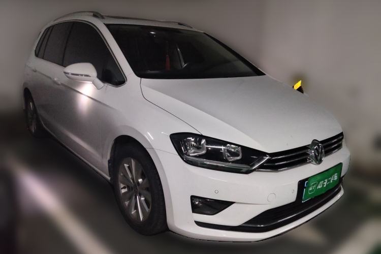 Used Volkswagen Golf Sportsvan 2018 230TSI Automatic Trend Edition Front Right 45 Deg