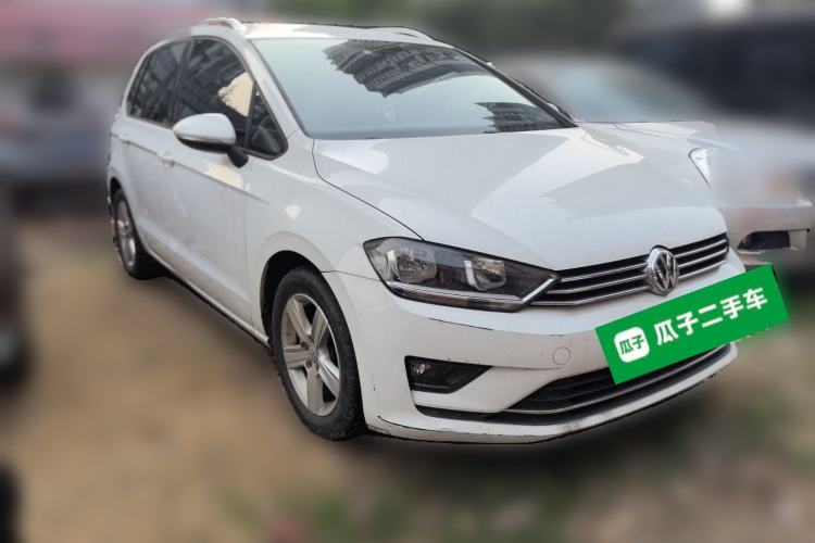 Used Volkswagen Golf Sportsvan 2018 1.6L Automatic Comfort Model Front Right 45 Deg