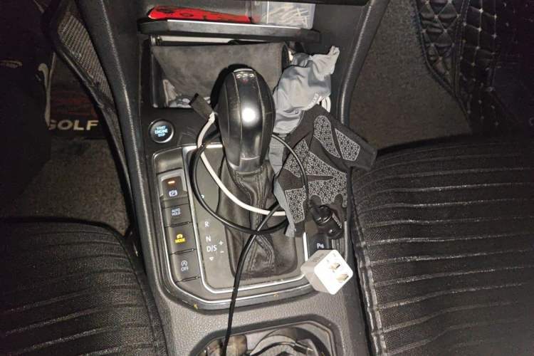 Used Volkswagen Golf Sportsvan 2018 280TSI Automatic Flagship Model Gear Lever