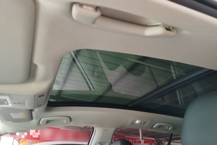 Used Volkswagen Golf Sportsvan 2018 230TSI Automatic Trend Edition Headliner
