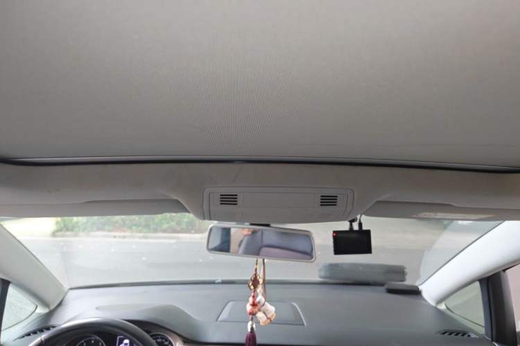 Used Volkswagen Golf Sportsvan 2018 230TSI Automatic Trend Edition Headliner