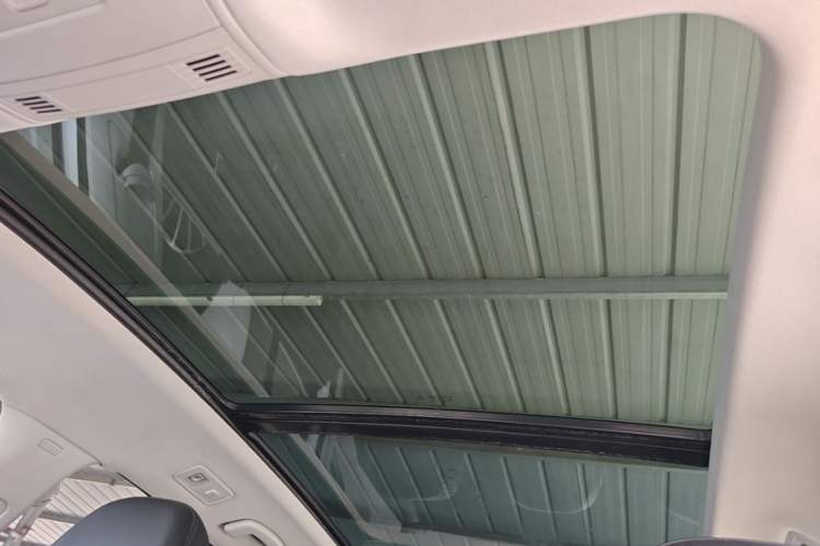 Used Volkswagen Golf Sportsvan 2018 230TSI Automatic Trend Edition Headliner
