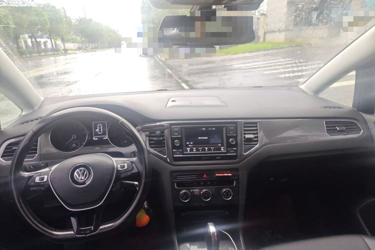 Used Volkswagen Golf Sportsvan 2018 230TSI Automatic Trend Edition Headliner