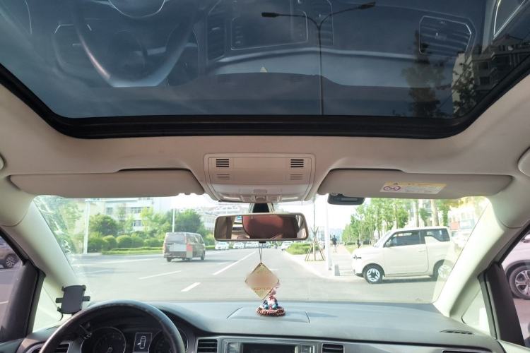 Used Volkswagen Golf Sportsvan 2018 230TSI Automatic Trend Edition Headliner