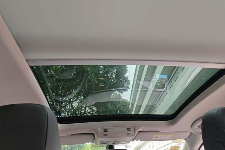 Used Volkswagen Golf Sportsvan 2018 280TSI Automatic Luxury Model Headliner