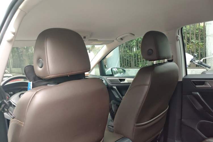 Used Volkswagen Golf Sportsvan 2018 1.6L Automatic Comfort Model Headliner