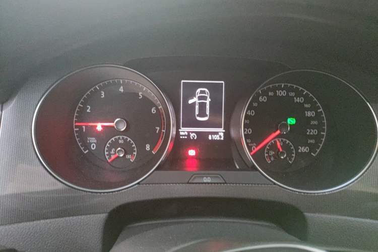 Used Volkswagen Golf Sportsvan 2018 230TSI Automatic Trend Edition Instrument Cluster