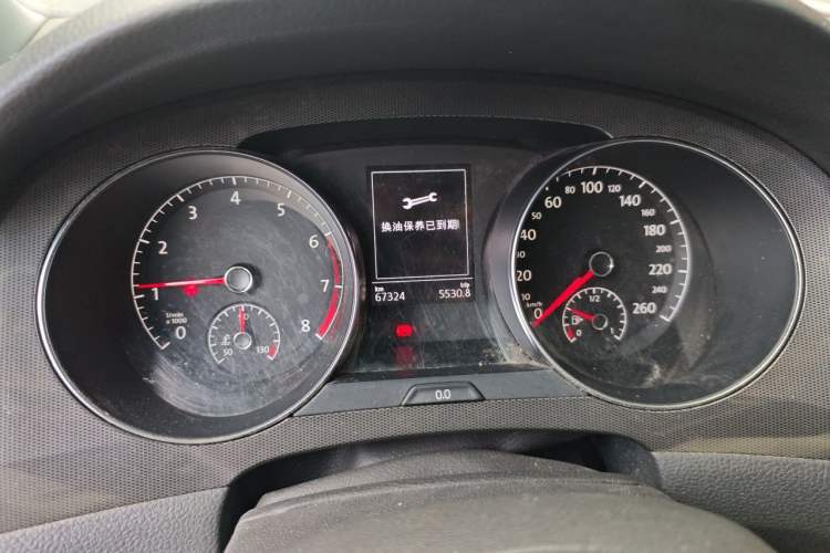 Used Volkswagen Golf Sportsvan 2018 230TSI Automatic Trend Edition Instrument Cluster