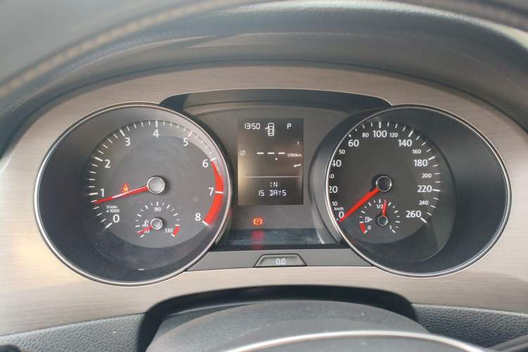 Used Volkswagen Golf Sportsvan 2018 1.6L Automatic Comfort Model Instrument Cluster