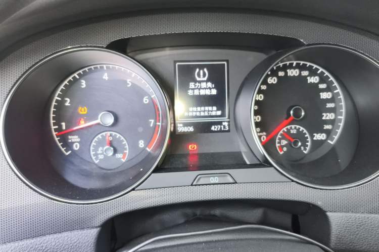 Used Volkswagen Golf Sportsvan 2018 230TSI Automatic Trend Edition Instrument Cluster