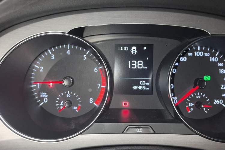 Used Volkswagen Golf Sportsvan 2018 1.6L Automatic Comfort Model Instrument Cluster