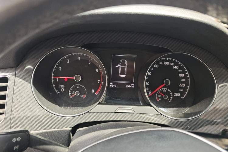 Used Volkswagen Golf Sportsvan 2018 230TSI Automatic Luxury Model Instrument Cluster