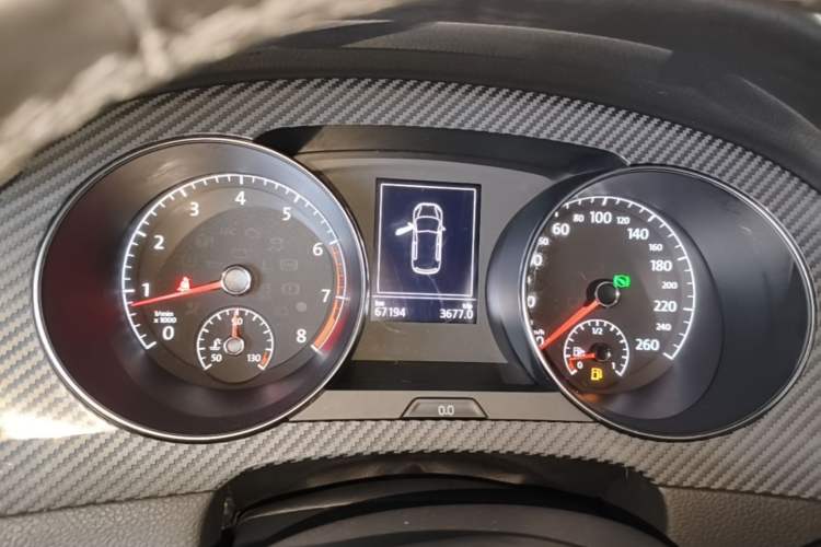 Used Volkswagen Golf Sportsvan 2018 230TSI Automatic Luxury Model Instrument Cluster
