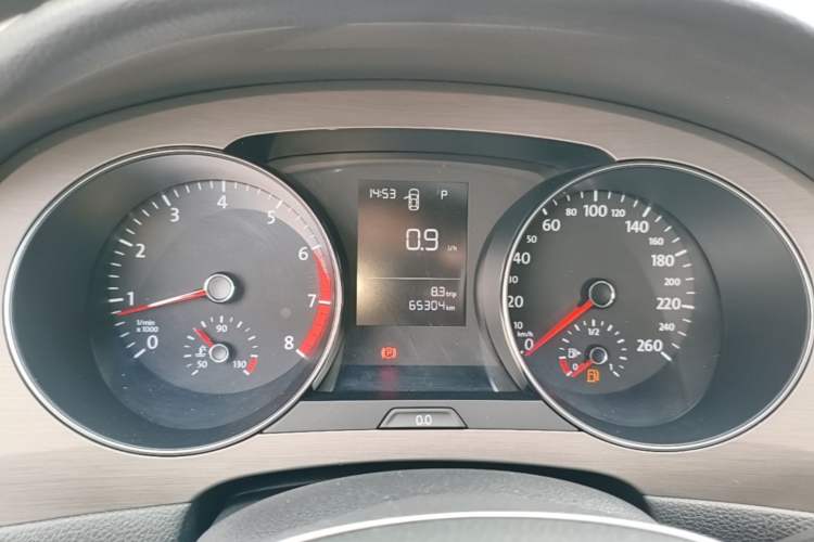 Used Volkswagen Golf Sportsvan 2018 1.6L Automatic Comfort Model Instrument Cluster