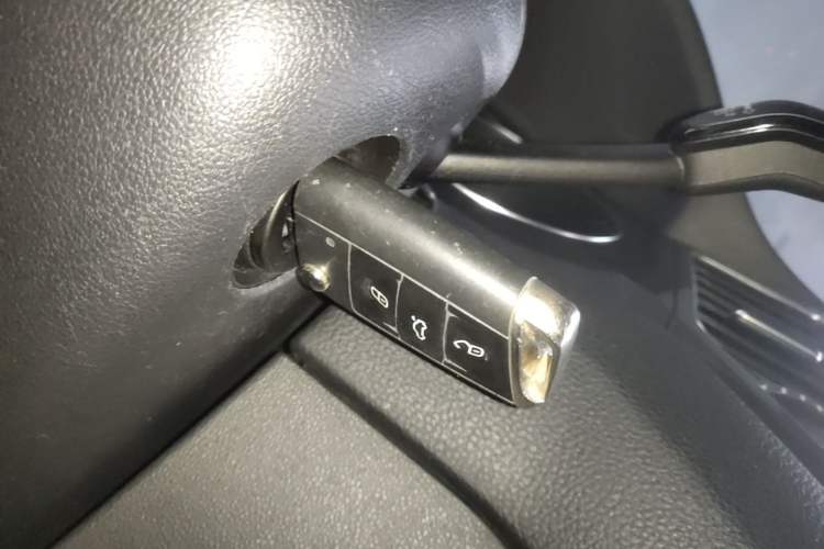 Used Volkswagen Golf Sportsvan 2018 230TSI Automatic Trend Edition Interior 1