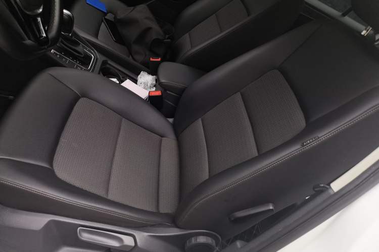 Used Volkswagen Golf Sportsvan 2018 230TSI Automatic Trend Edition Left Front Seat
